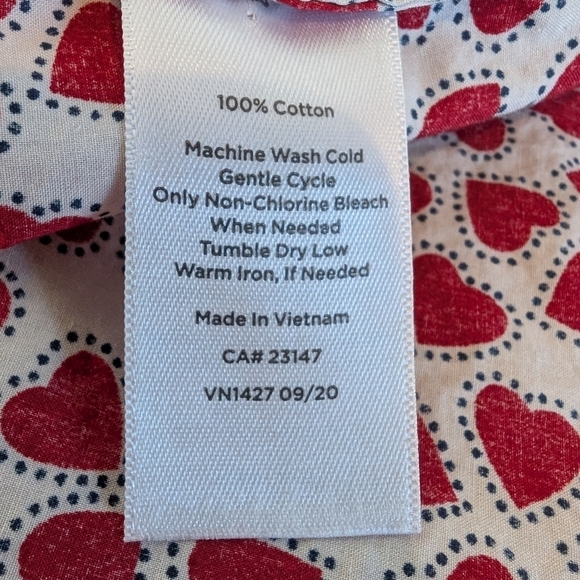 😃Talbots hearts button down shirt sz P - Picture 6 of 6